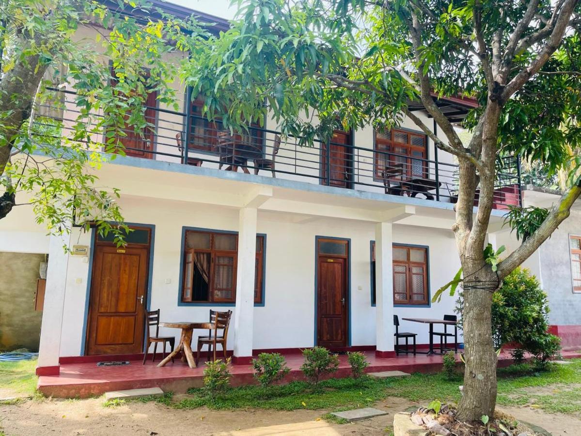 Parakum Rest Rooms Polonnaruwa Exterior photo